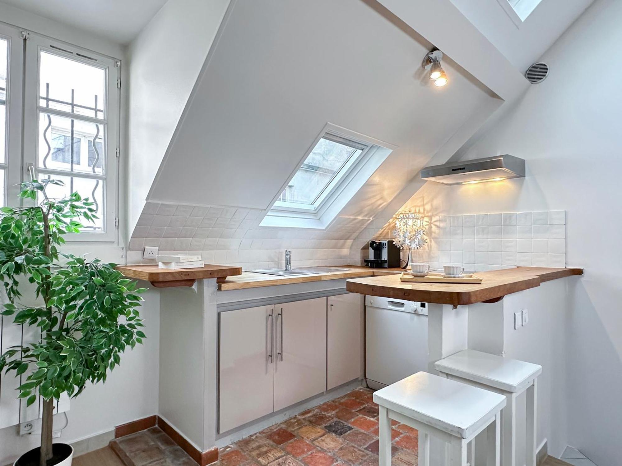 Saint Germain Des Prés - Amazing Duplex - 2066 Parigi